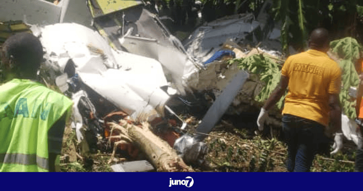 Un avion privé se crashe à Miserne, aux Cayes, faisant deux morts