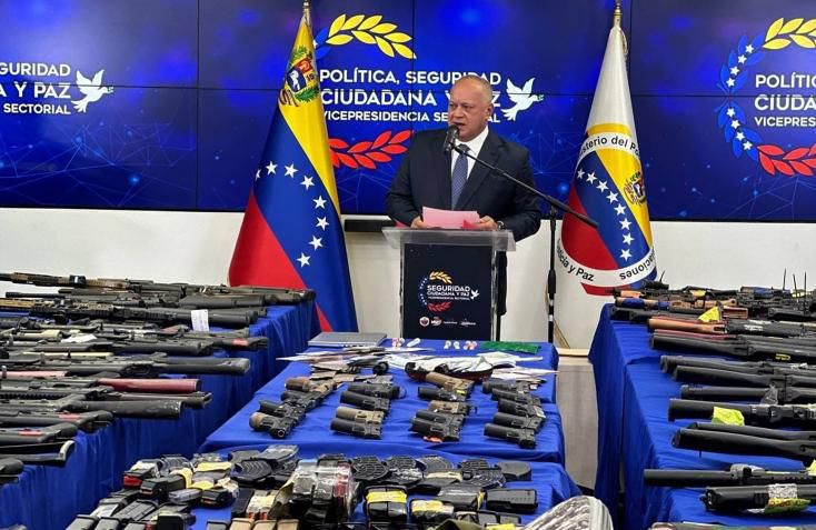 Le Venezuela arrête trois Américains pour des activités terroristes présumées