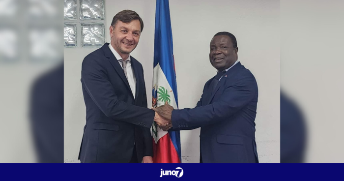 Rencontre entre le ministre de l’Éducation et l’ambassadeur de France en Haïti pour définir de nouveaux axes de coopération