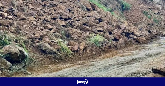 Le ministre des TPTC visite le morne Granjil pour superviser des travaux de réhabilitation