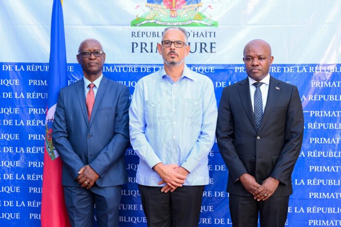 Haïti : deux nouveaux ministres sans portefeuille installés pour relever les défis électoraux et humanitaires